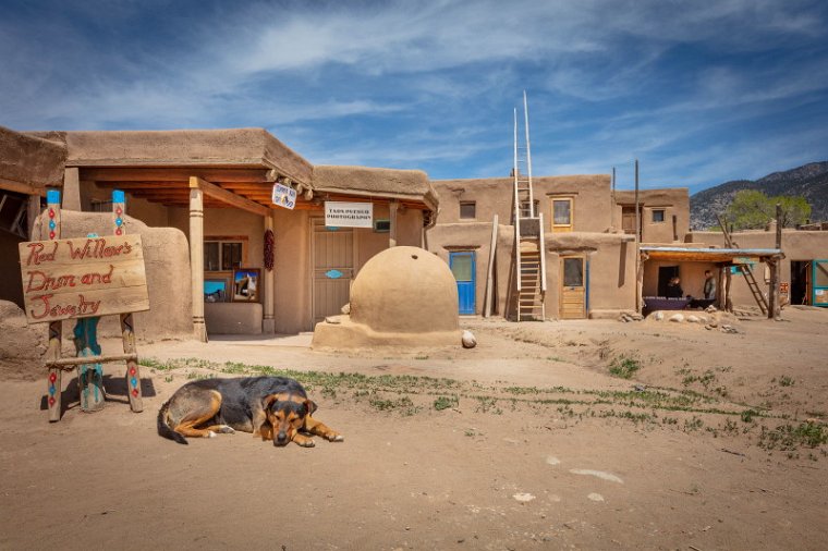 125 Taos Pueblo.jpg